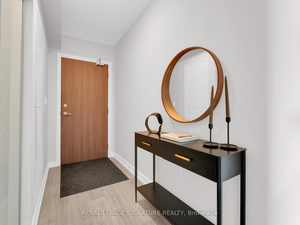 









27


Bathurst

Street, 406,
Toronto,




ON
M5V 0R1

