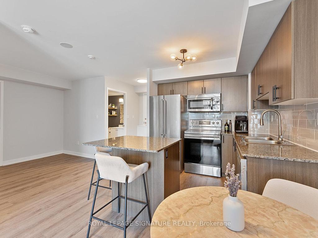 









816


Lansdowne

Avenue, 410,
Toronto,




ON
M6H 4K6


