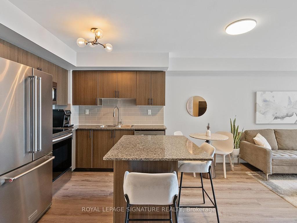









816


Lansdowne

Avenue, 410,
Toronto,




ON
M6H 4K6

