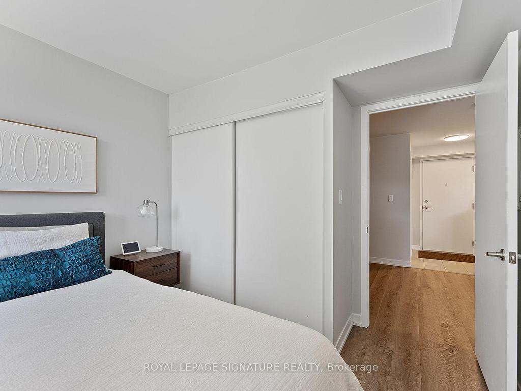 









816


Lansdowne

Avenue, 410,
Toronto,




ON
M6H 4K6

