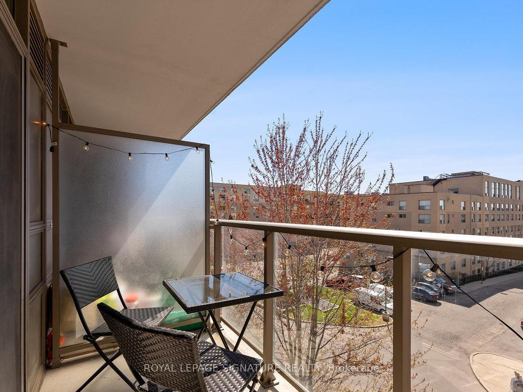 









816


Lansdowne

Avenue, 410,
Toronto,




ON
M6H 4K6

