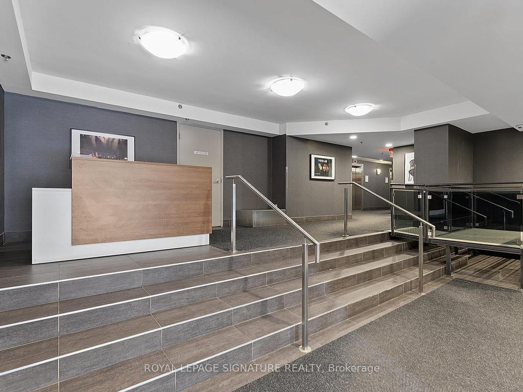 









816


Lansdowne

Avenue, 410,
Toronto,




ON
M6H 4K6

