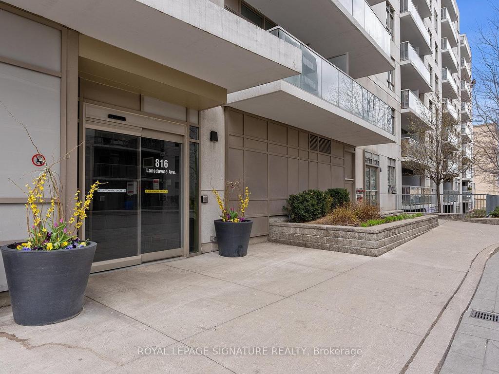 









816


Lansdowne

Avenue, 410,
Toronto,




ON
M6H 4K6

