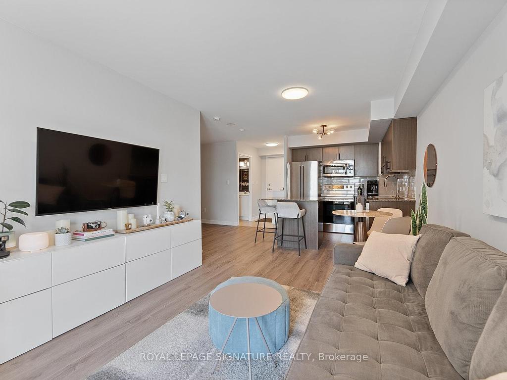 









816


Lansdowne

Avenue, 410,
Toronto,




ON
M6H 4K6

