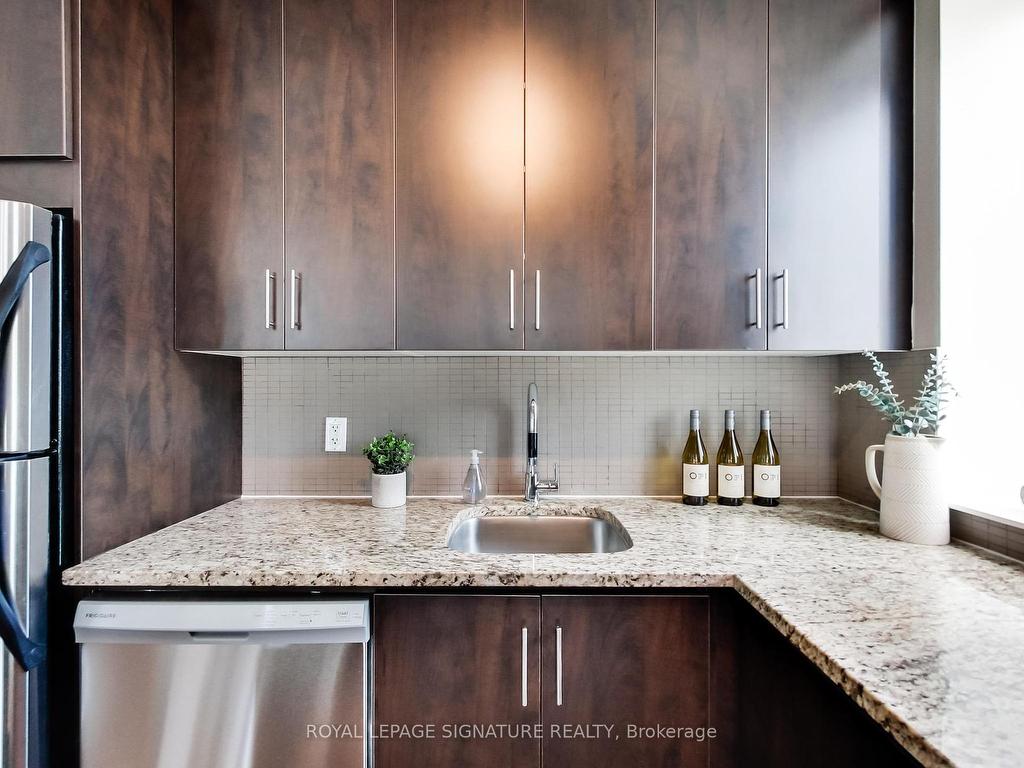









116


George

Street, 905,
Toronto,




ON
M5A 3S2

