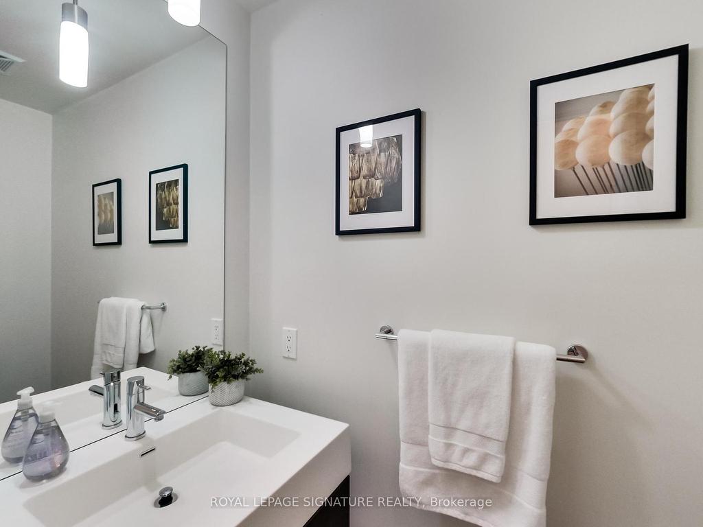









116


George

Street, 905,
Toronto,




ON
M5A 3S2

