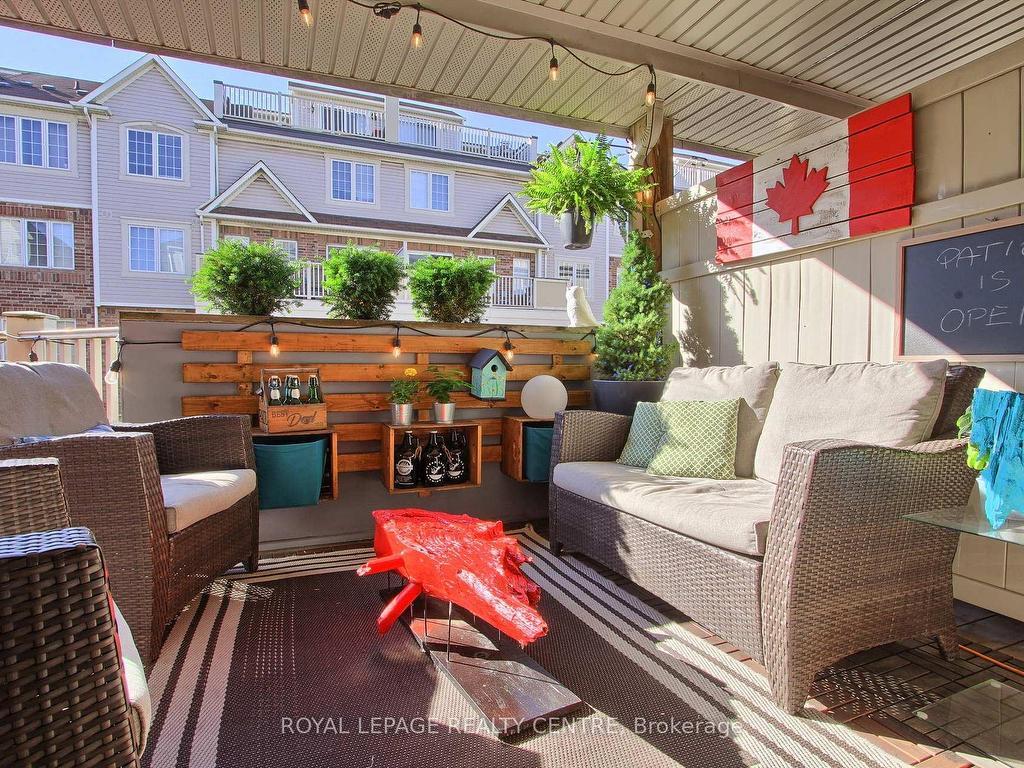 









750


Neighbourhood

Circle, 4,
Mississauga,




ON
L5B 0B7

