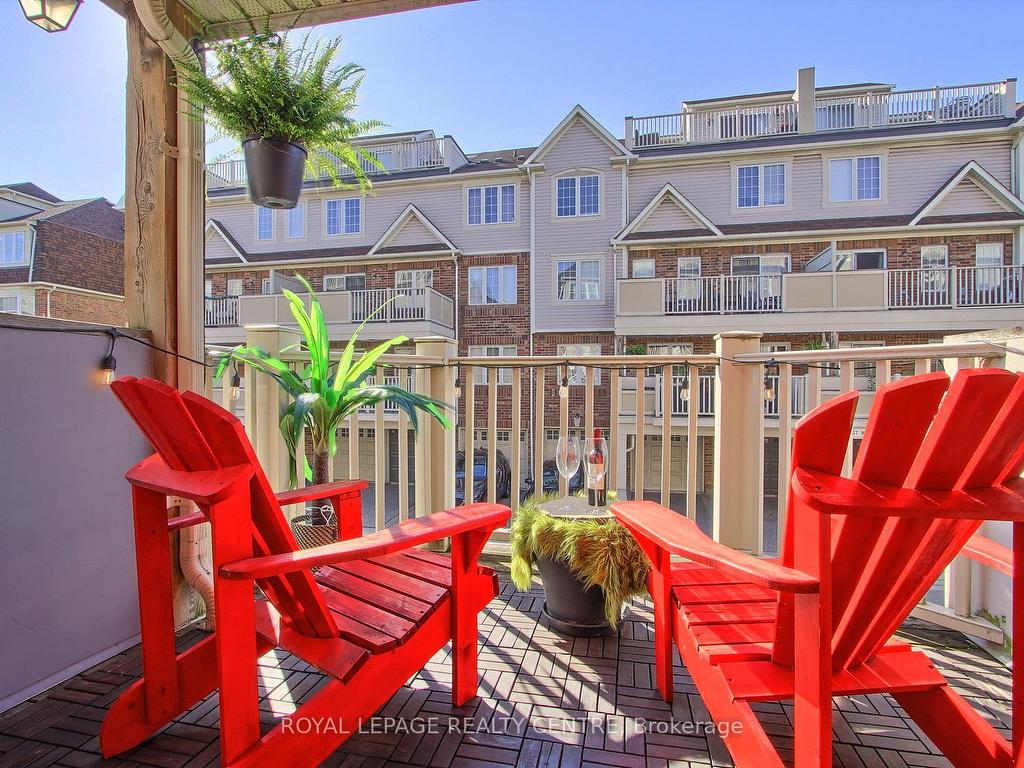 









750


Neighbourhood

Circle, 4,
Mississauga,




ON
L5B 0B7

