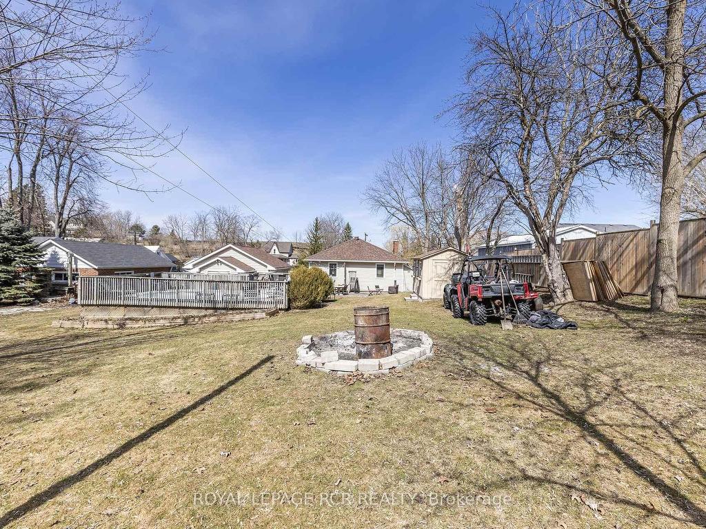 









4303


County 88

Road,
Bradford West Gwillimbury,




ON
L0G 1B0

