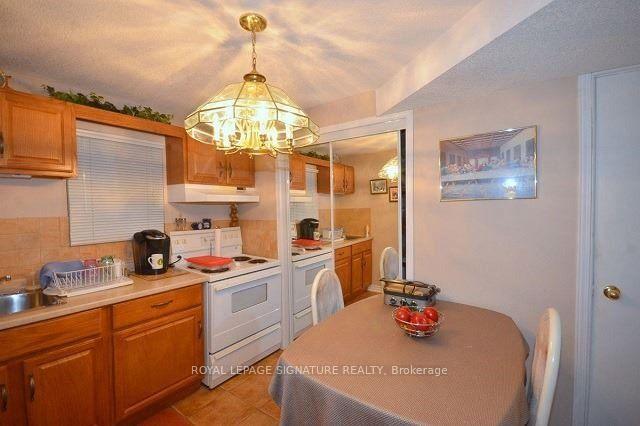 









465


Berkindale

Drive,
Hamilton,




ON
L8E 5B7

