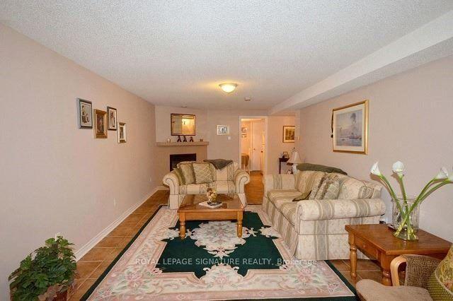 









465


Berkindale

Drive,
Hamilton,




ON
L8E 5B7

