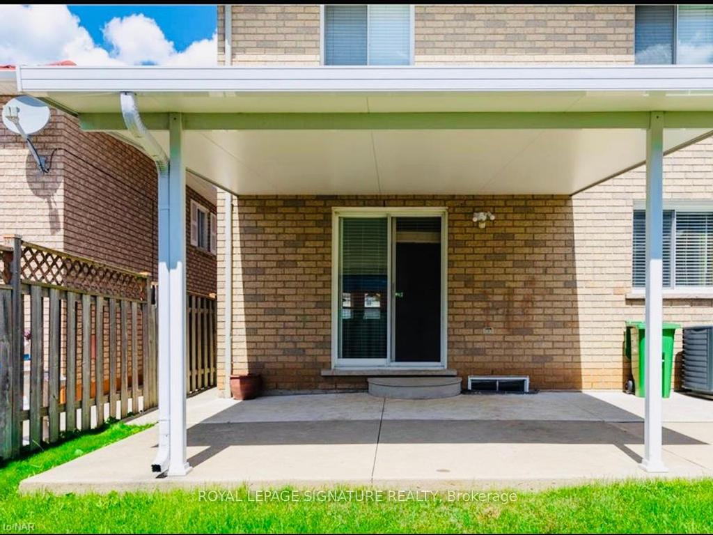 









465


Berkindale

Drive,
Hamilton,




ON
L8E 5B7

