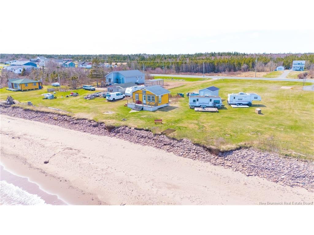 









1200


de la Mer

BLVD,
Saint-Marie-Saint-Raphaël,




NB
E8T 1V6

