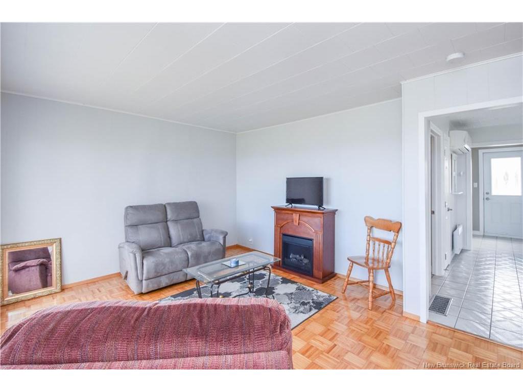 









336


Saint-Pierre E.

BLVD,
Caraquet,




NB
E1W 1B4

