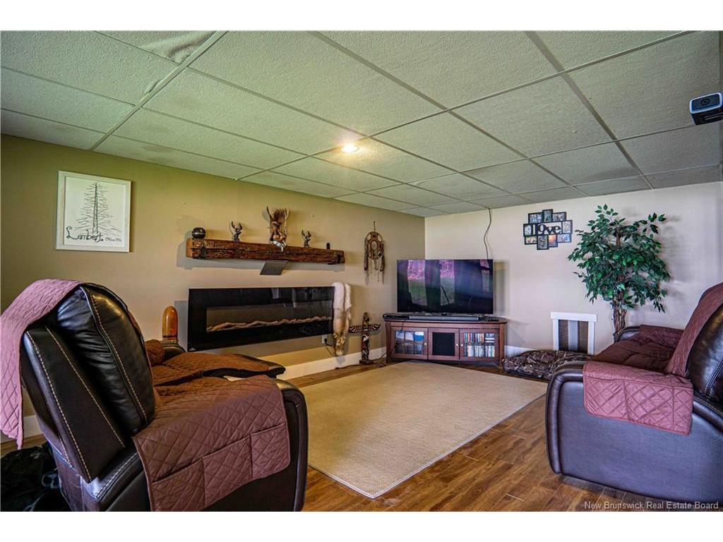 









56


Foster Point

LANE,
Cambridge-Narrows,




NB
E4C 4S3

