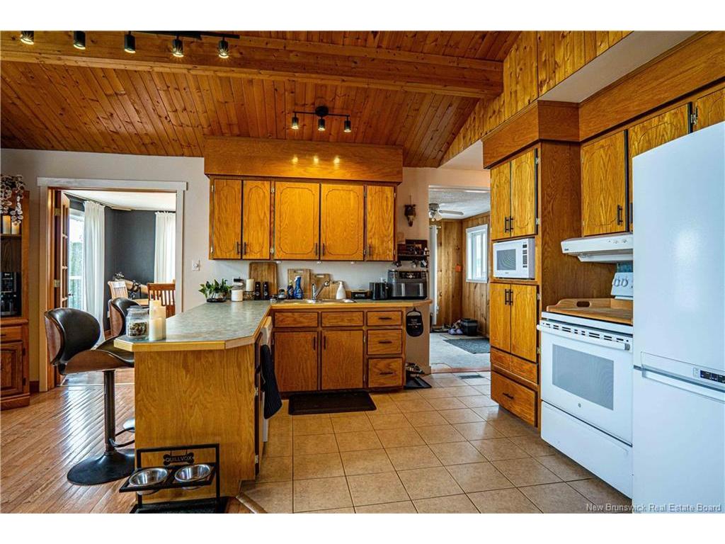 









56


Foster Point

LANE,
Cambridge-Narrows,




NB
E4C 4S3

