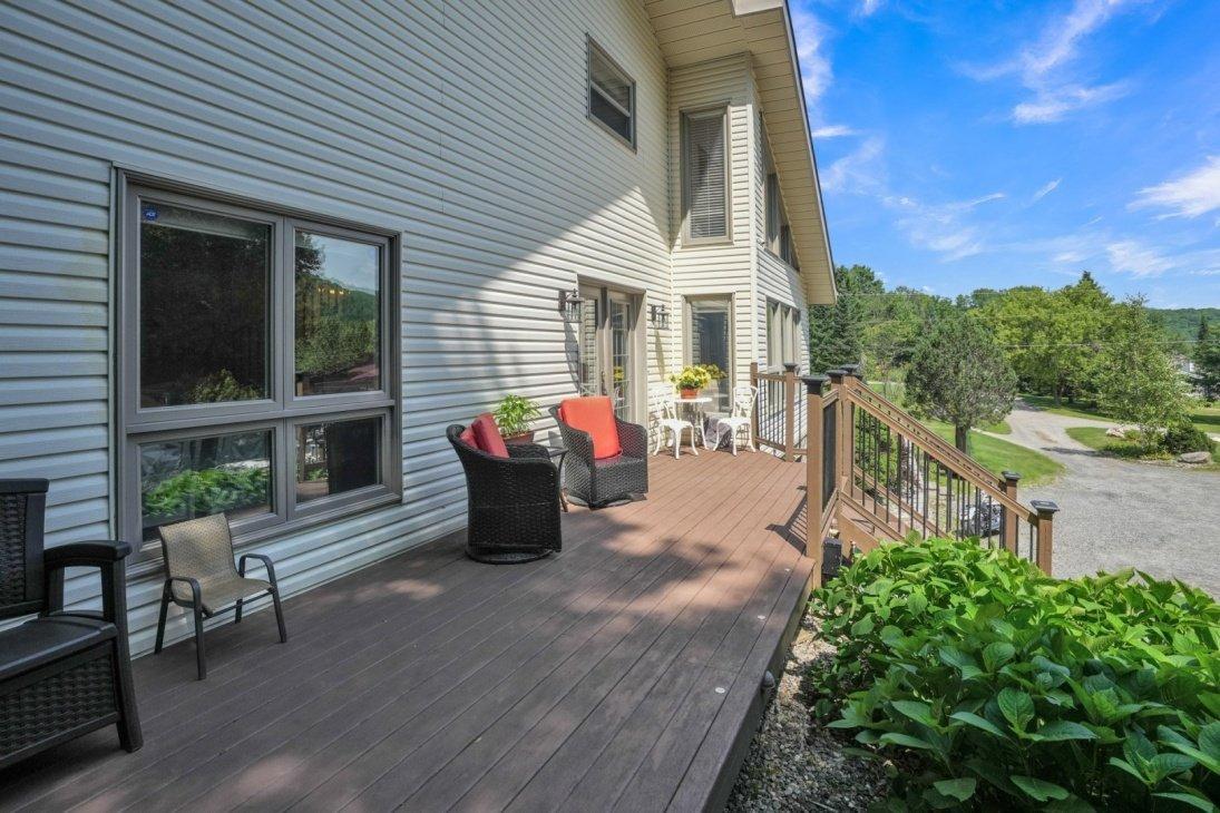 









28


Ch. des Quenouilles

,
Val-des-Monts,




QC
J8N4J5

