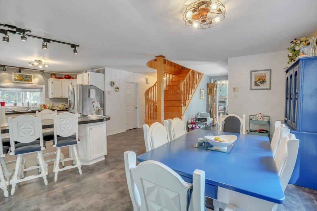 









28


Ch. des Quenouilles

,
Val-des-Monts,




QC
J8N4J5

