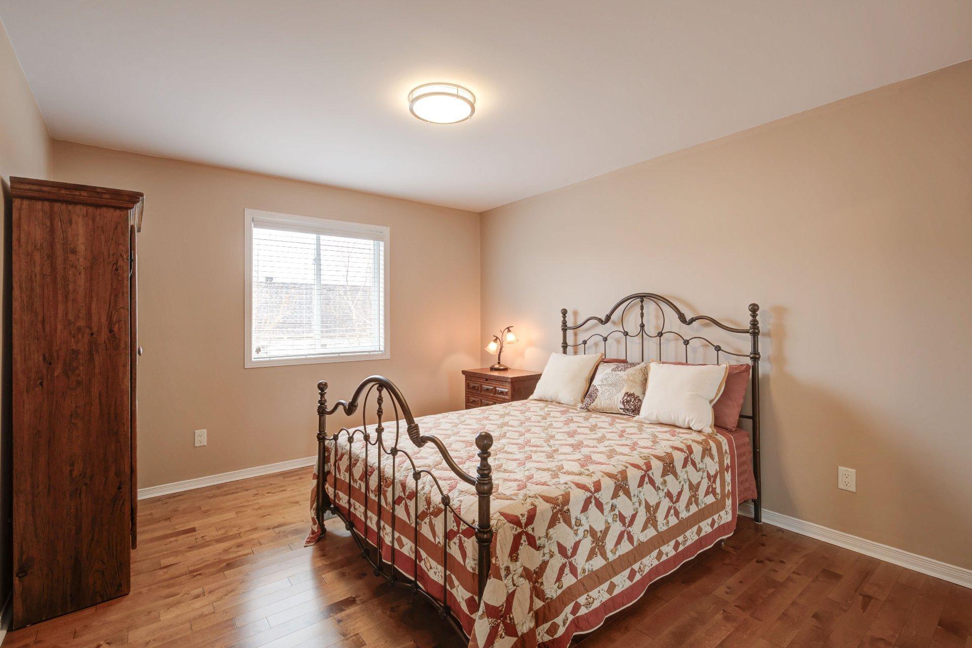 









186


Rue Victor-Beaudry

,
Gatineau (Aylmer),




QC
J9H7K3

