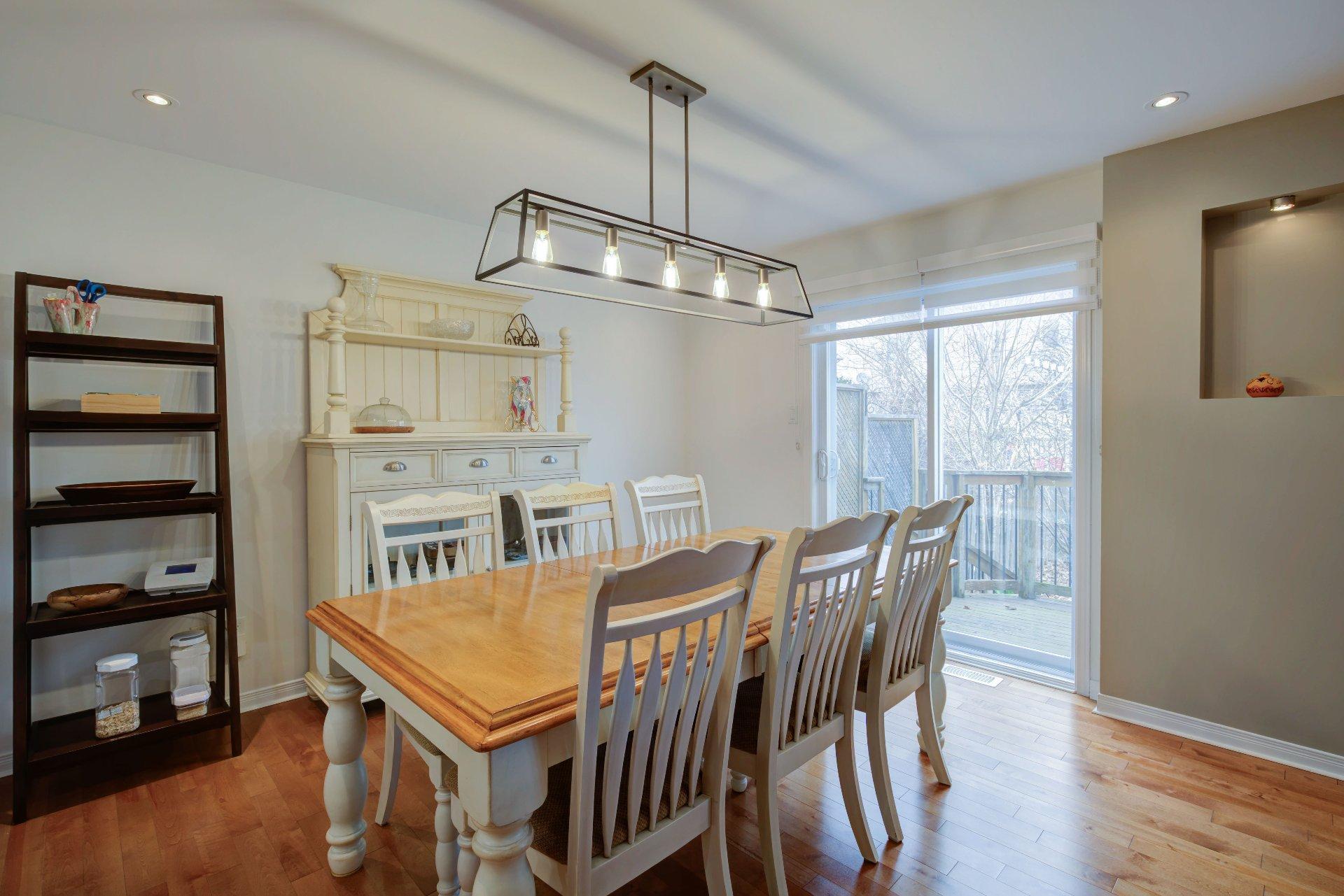 









186


Rue Victor-Beaudry

,
Gatineau (Aylmer),




QC
J9H7K3


