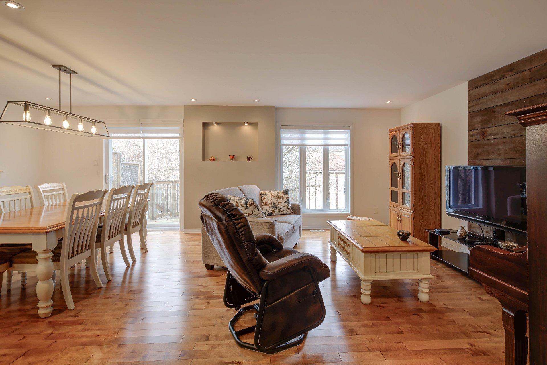 









186


Rue Victor-Beaudry

,
Gatineau (Aylmer),




QC
J9H7K3

