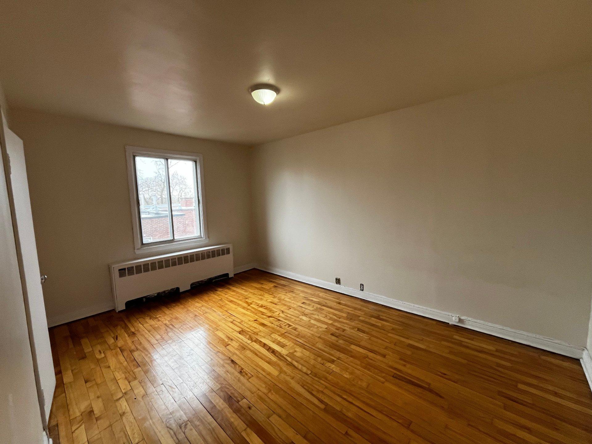 









2795


Place de Darlington

, 14,
Montréal (Côte-des-Neiges/Notre-Dame-de-Grâce),




QC
H3S1L4

