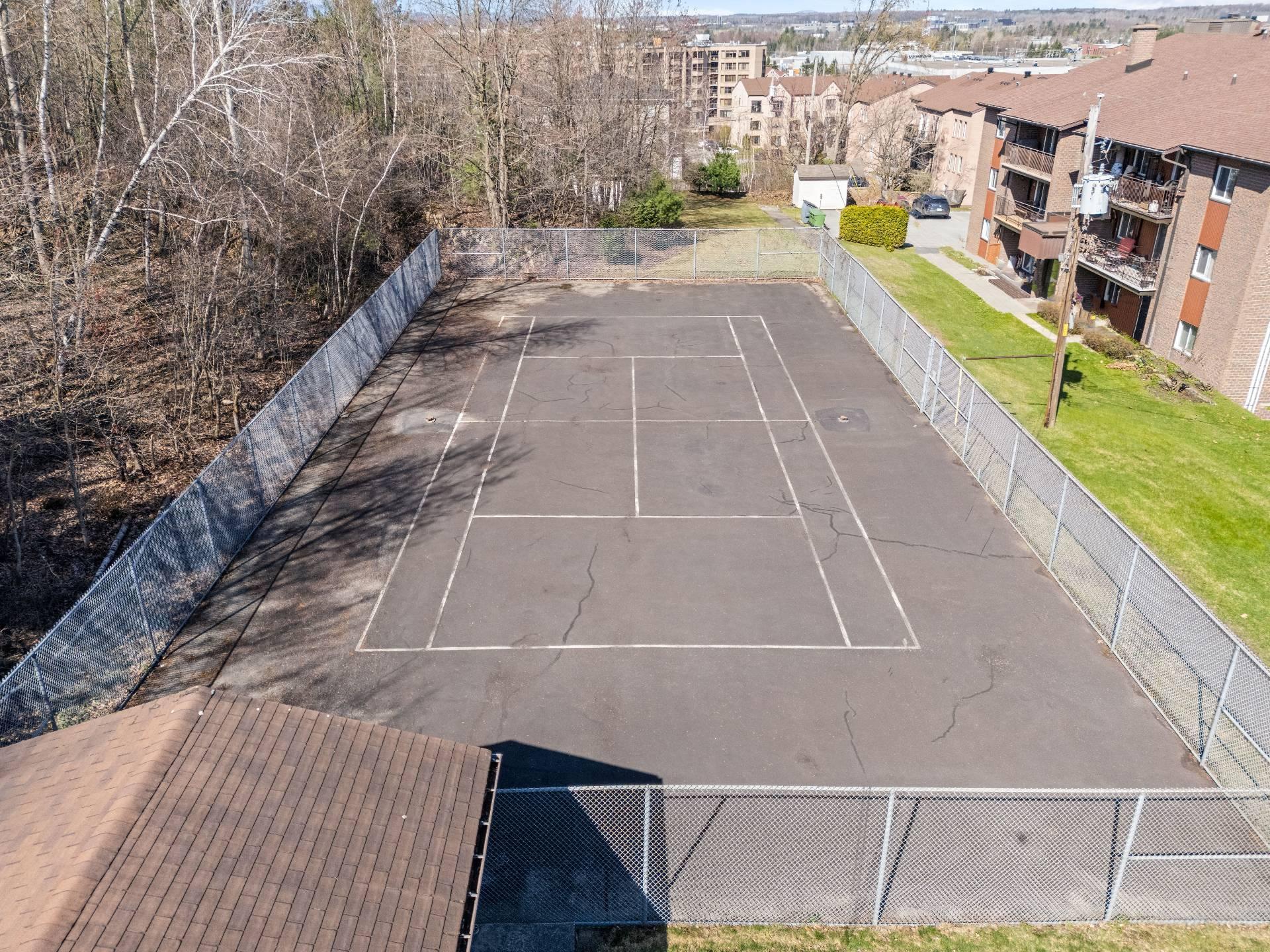 









3130


Rue des Chênes

, 303,
Sherbrooke (Les Nations),




QC
J1L1Y9

