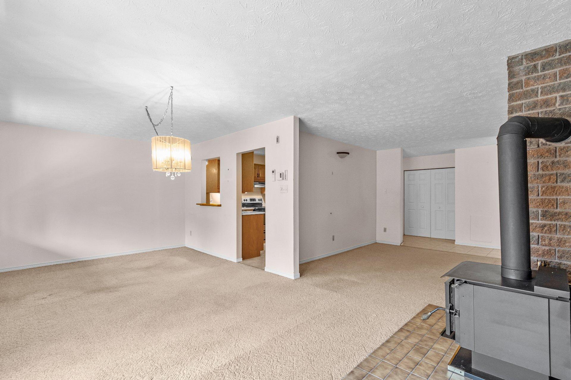 









3130


Rue des Chênes

, 303,
Sherbrooke (Les Nations),




QC
J1L1Y9

