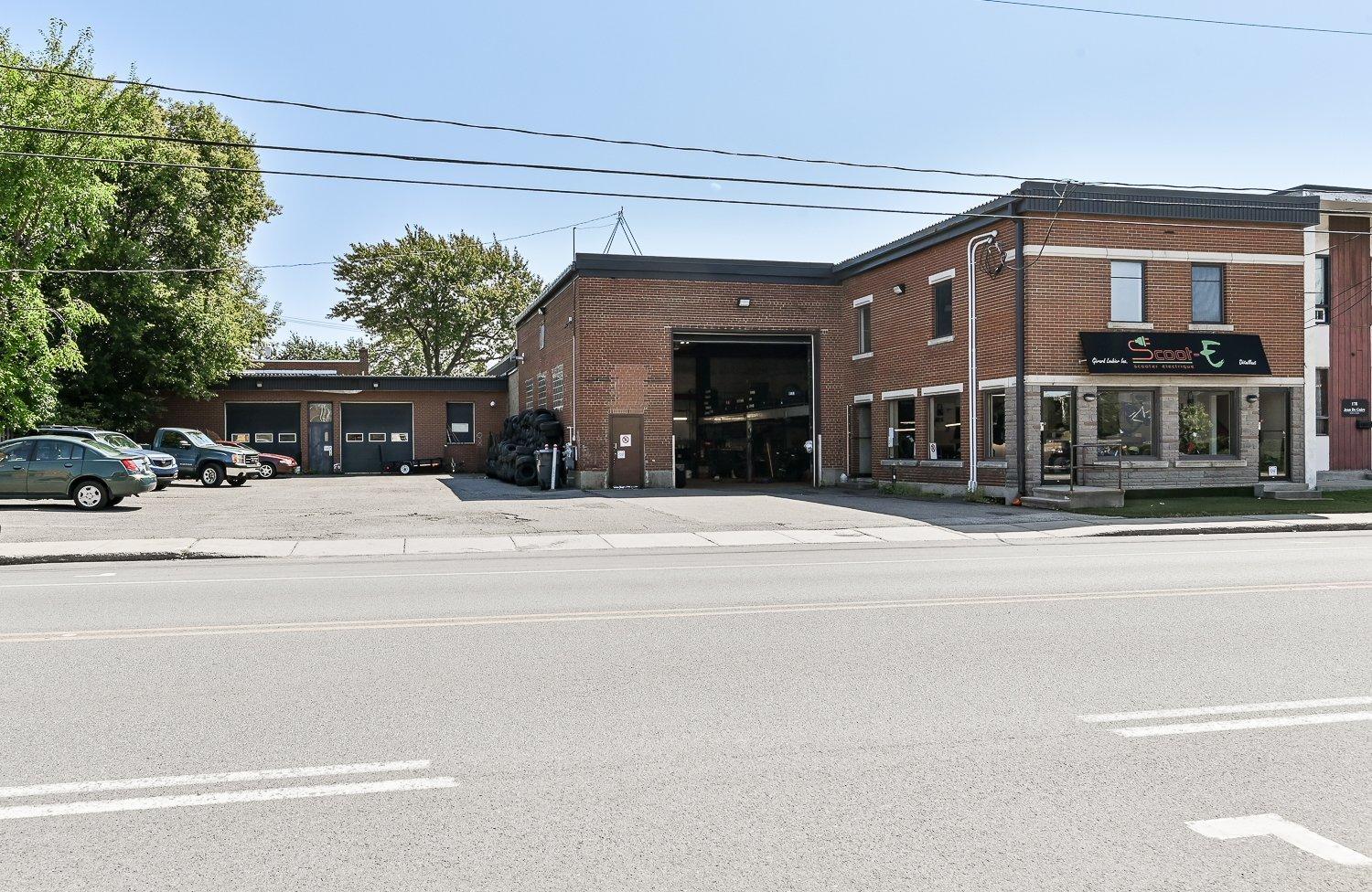 









180

 - 184


Rue St-Louis

,
Longueuil (Le Vieux-Longueuil),




QC
J4R2L5

