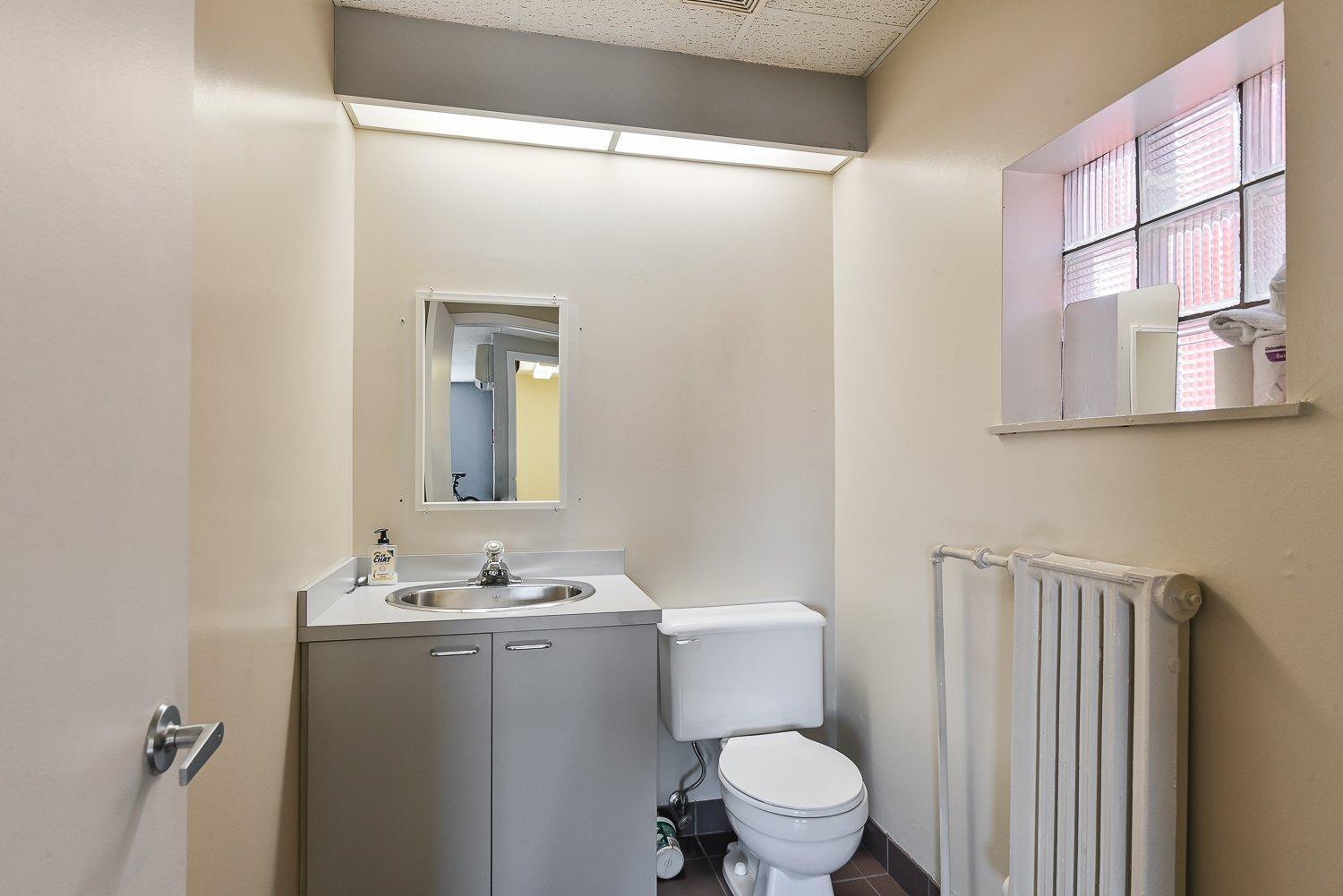 









180

 - 184


Rue St-Louis

,
Longueuil (Le Vieux-Longueuil),




QC
J4R2L5

