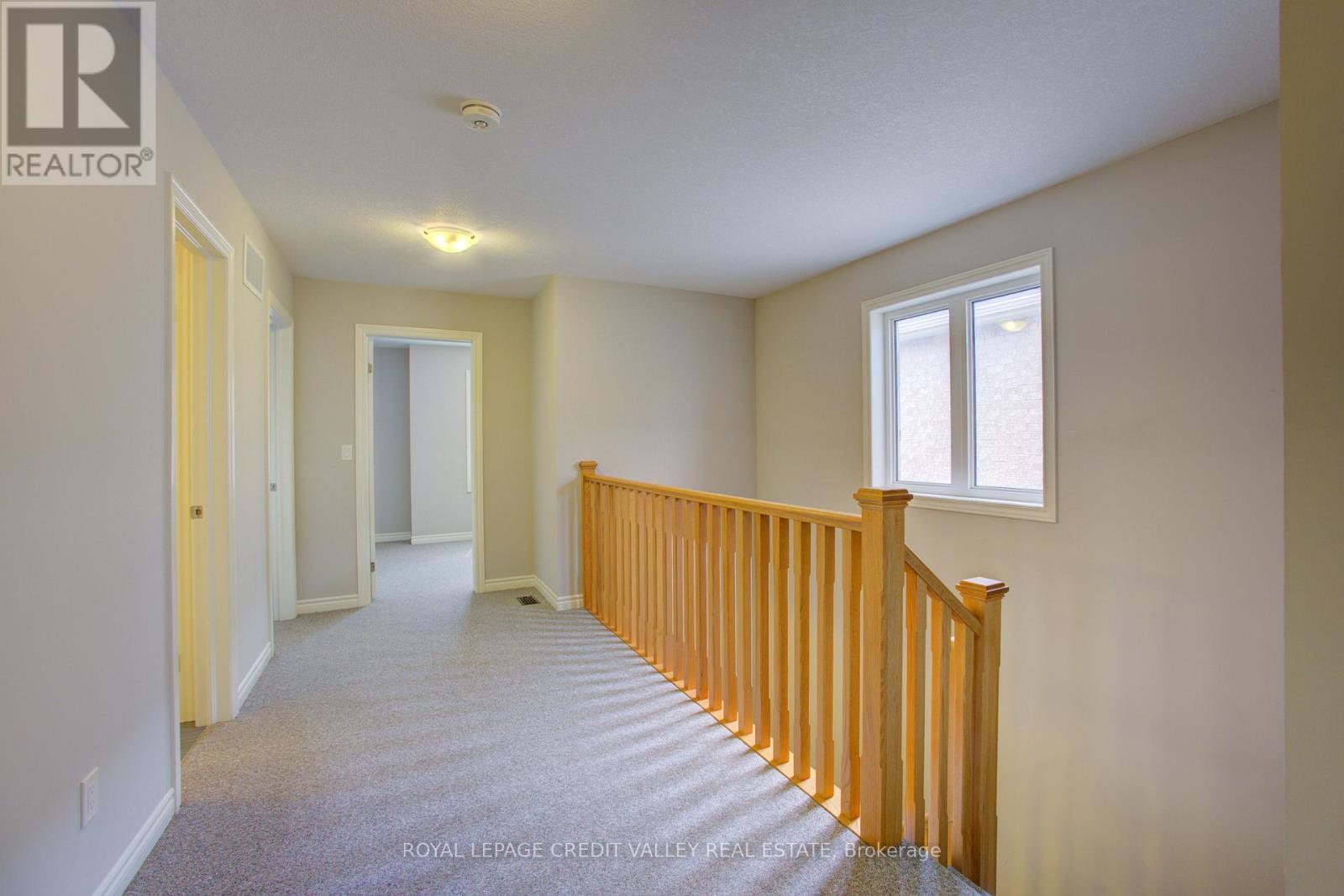 












37 VINCENT STREET

,
Centre Wellington,




Ontario
N1M0E4

