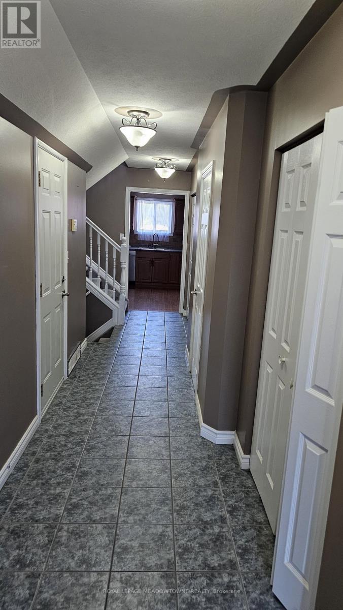 












135 TAYLOR TRAIL

,
Chatham-Kent,




Ontario
N7L5N6

