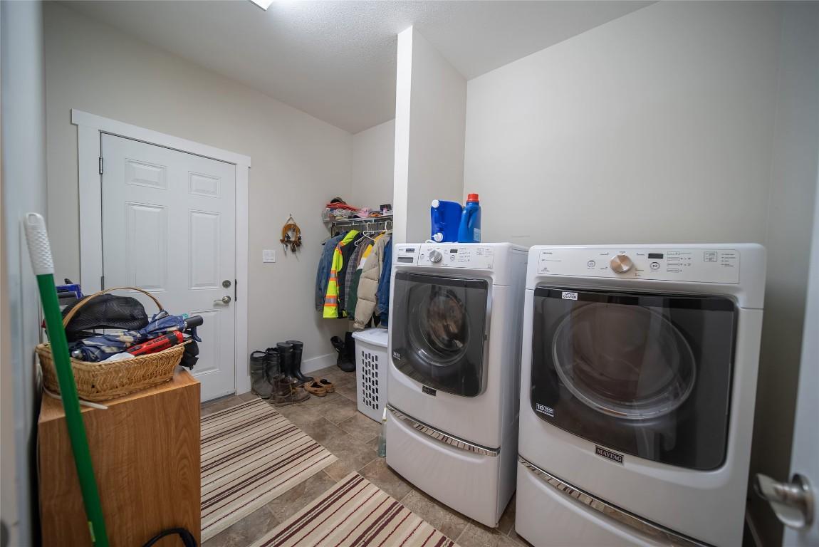 









7956


Foothills

Drive,
Mayook,




BC
V1C 7B2

