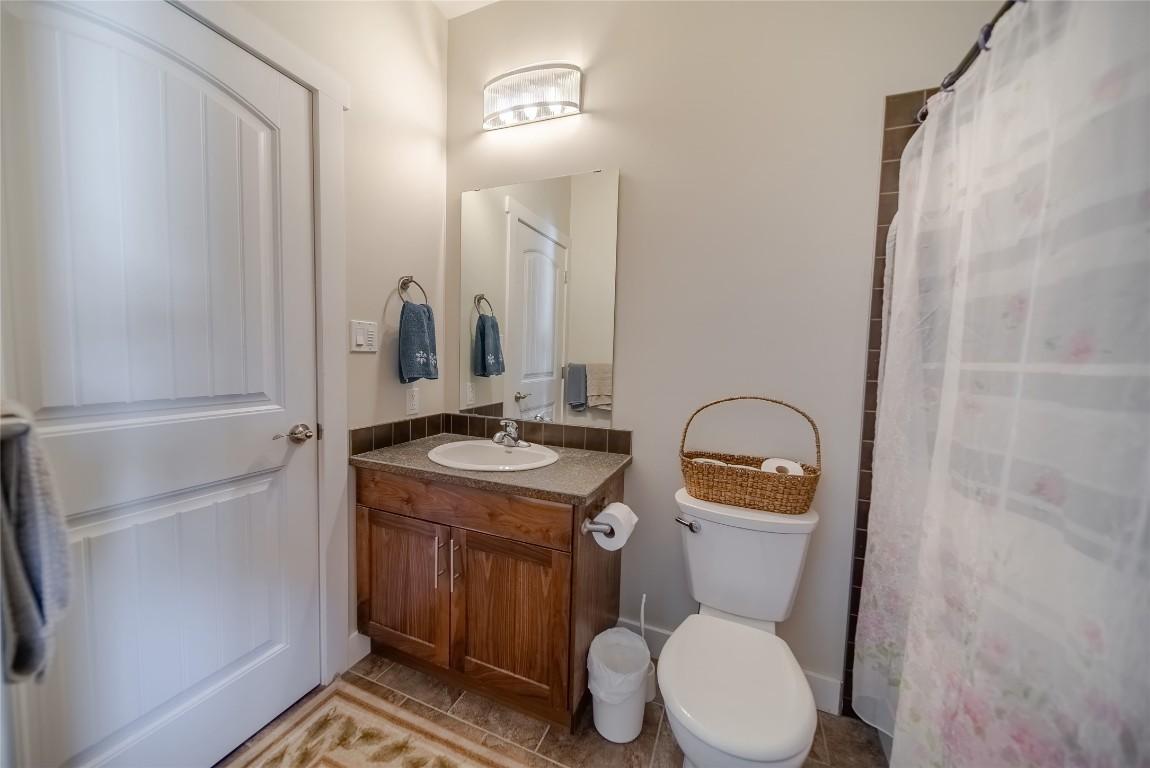 









7956


Foothills

Drive,
Mayook,




BC
V1C 7B2

