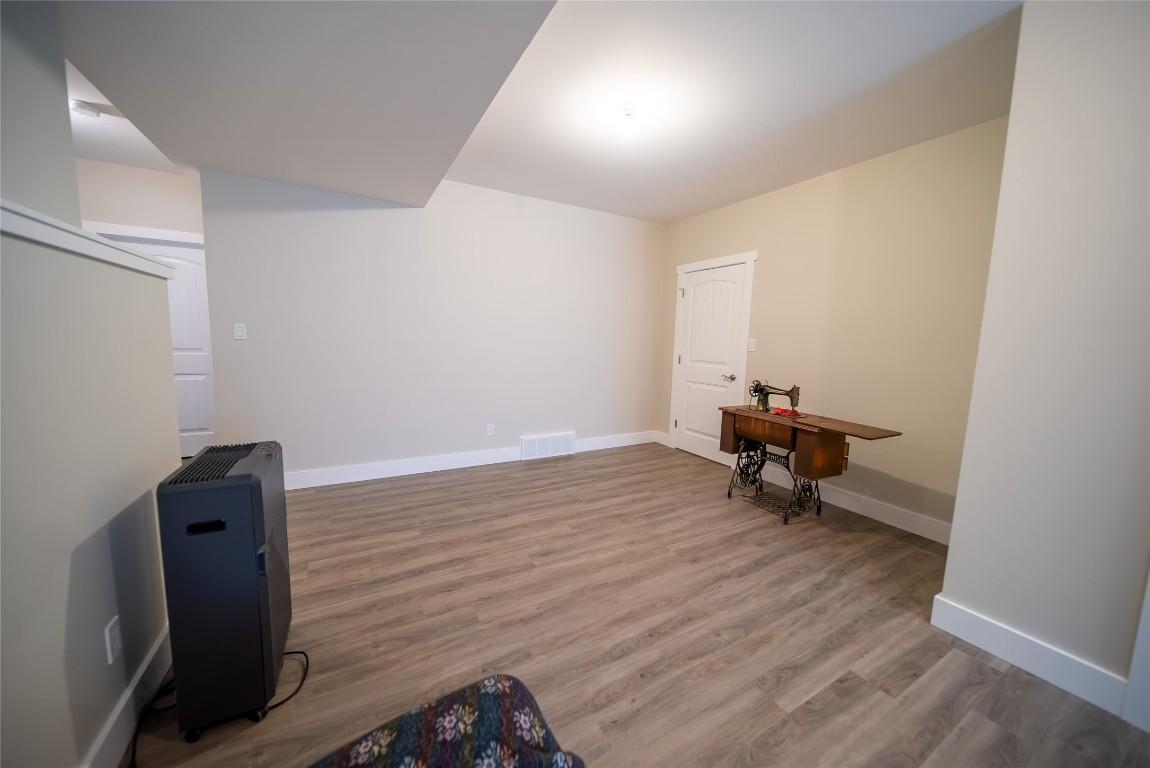 









7956


Foothills

Drive,
Mayook,




BC
V1C 7B2

