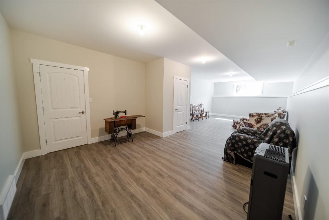 









7956


Foothills

Drive,
Mayook,




BC
V1C 7B2

