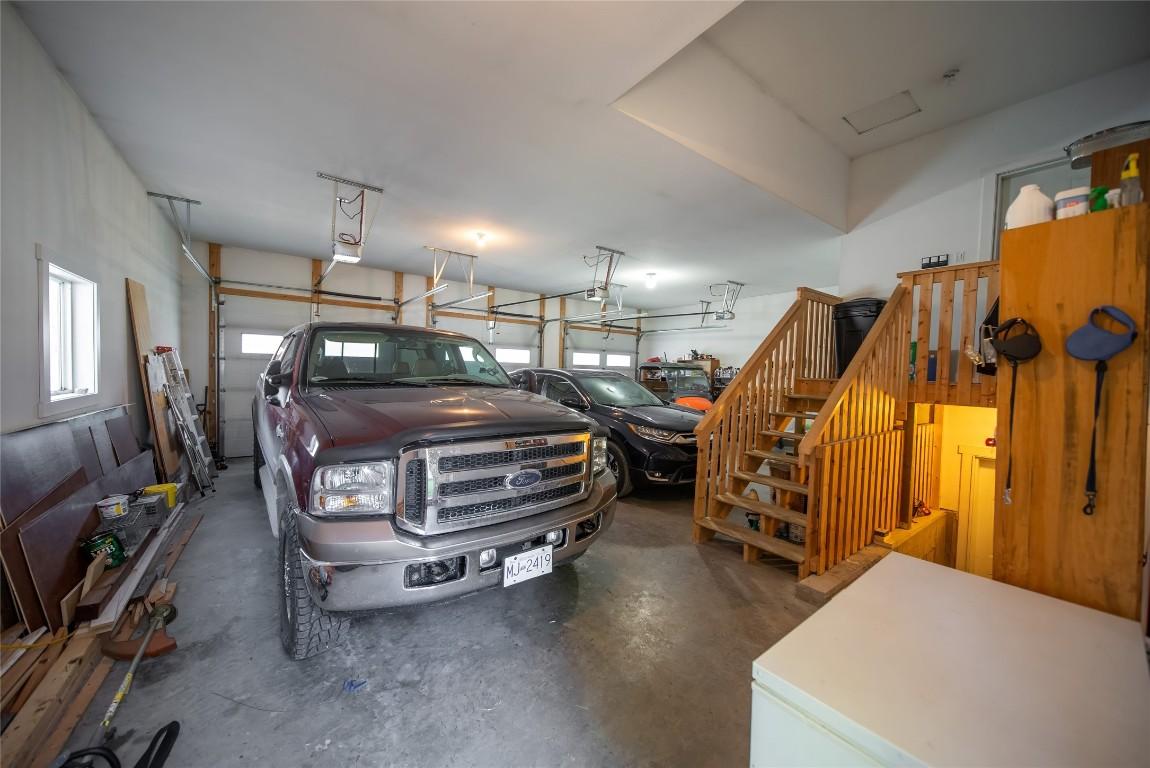 









7956


Foothills

Drive,
Mayook,




BC
V1C 7B2

