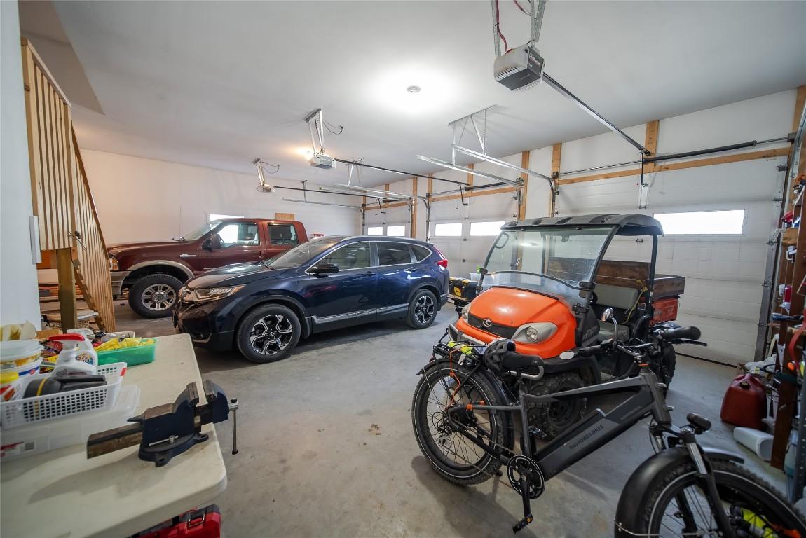









7956


Foothills

Drive,
Mayook,




BC
V1C 7B2

