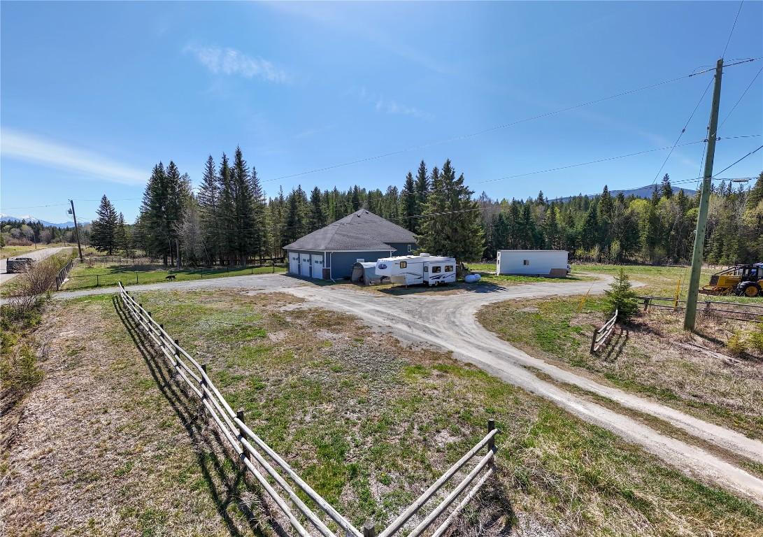 









7956


Foothills

Drive,
Mayook,




BC
V1C 7B2

