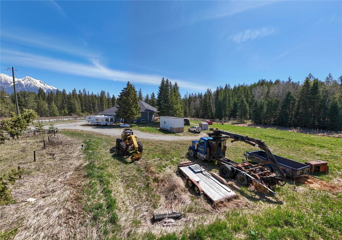 









7956


Foothills

Drive,
Mayook,




BC
V1C 7B2

