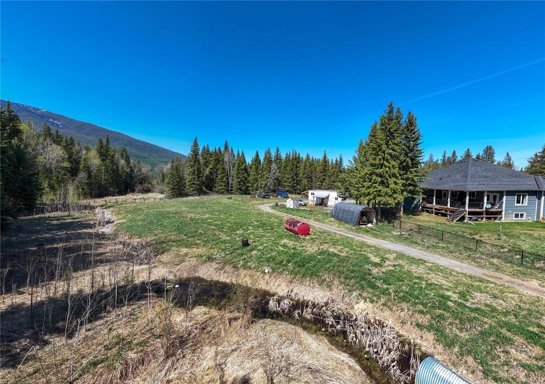 









7956


Foothills

Drive,
Mayook,




BC
V1C 7B2

