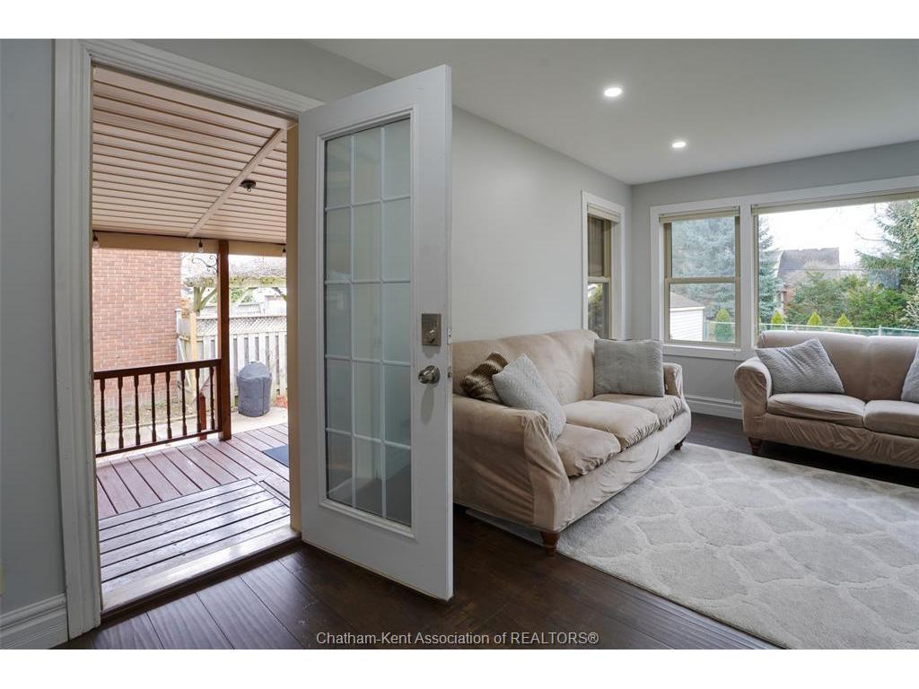 









16


Buckingham

Avenue,
Chatham,




ON
N7M 3B4

