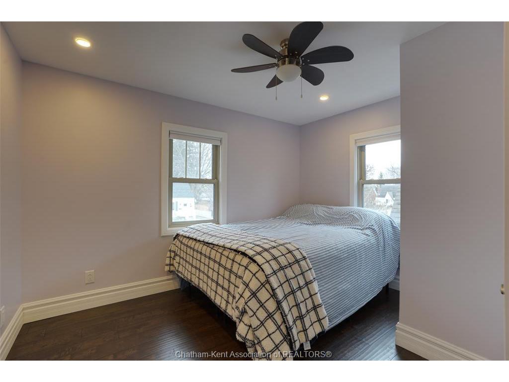 









16


Buckingham

Avenue,
Chatham,




ON
N7M 3B4

