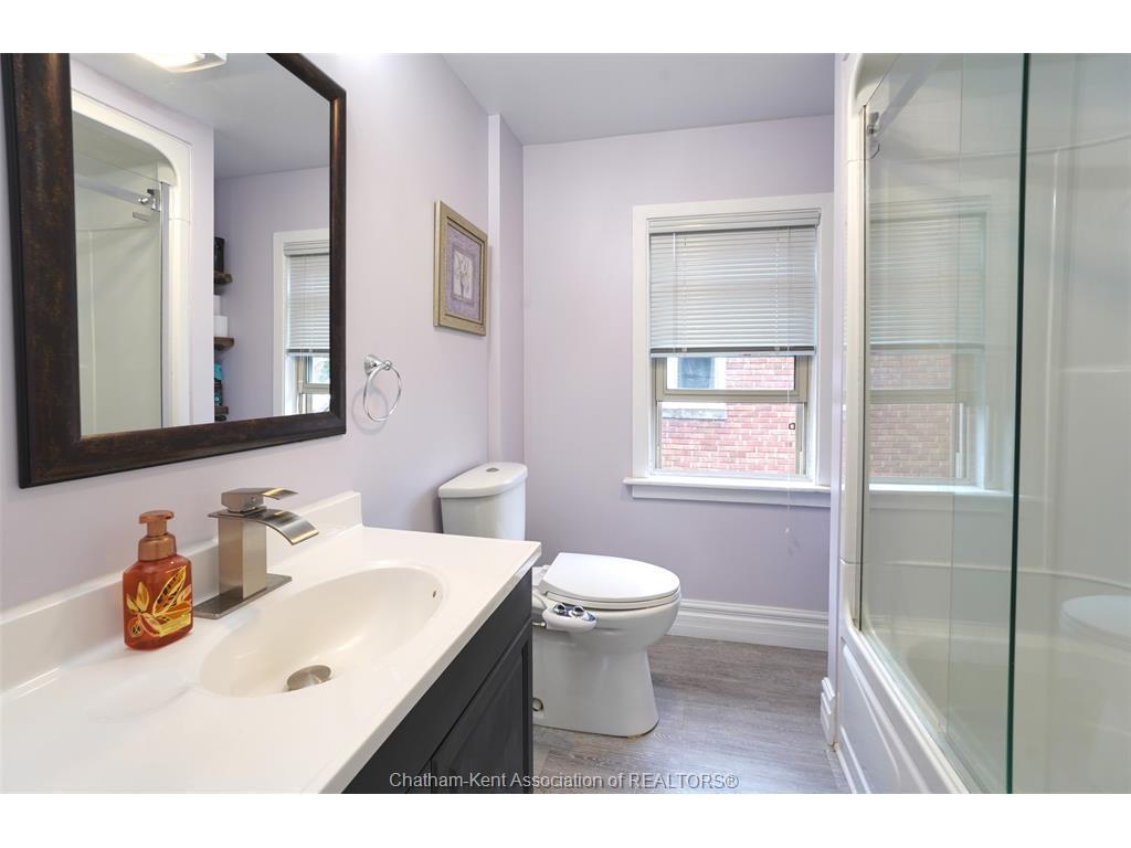 









16


Buckingham

Avenue,
Chatham,




ON
N7M 3B4


