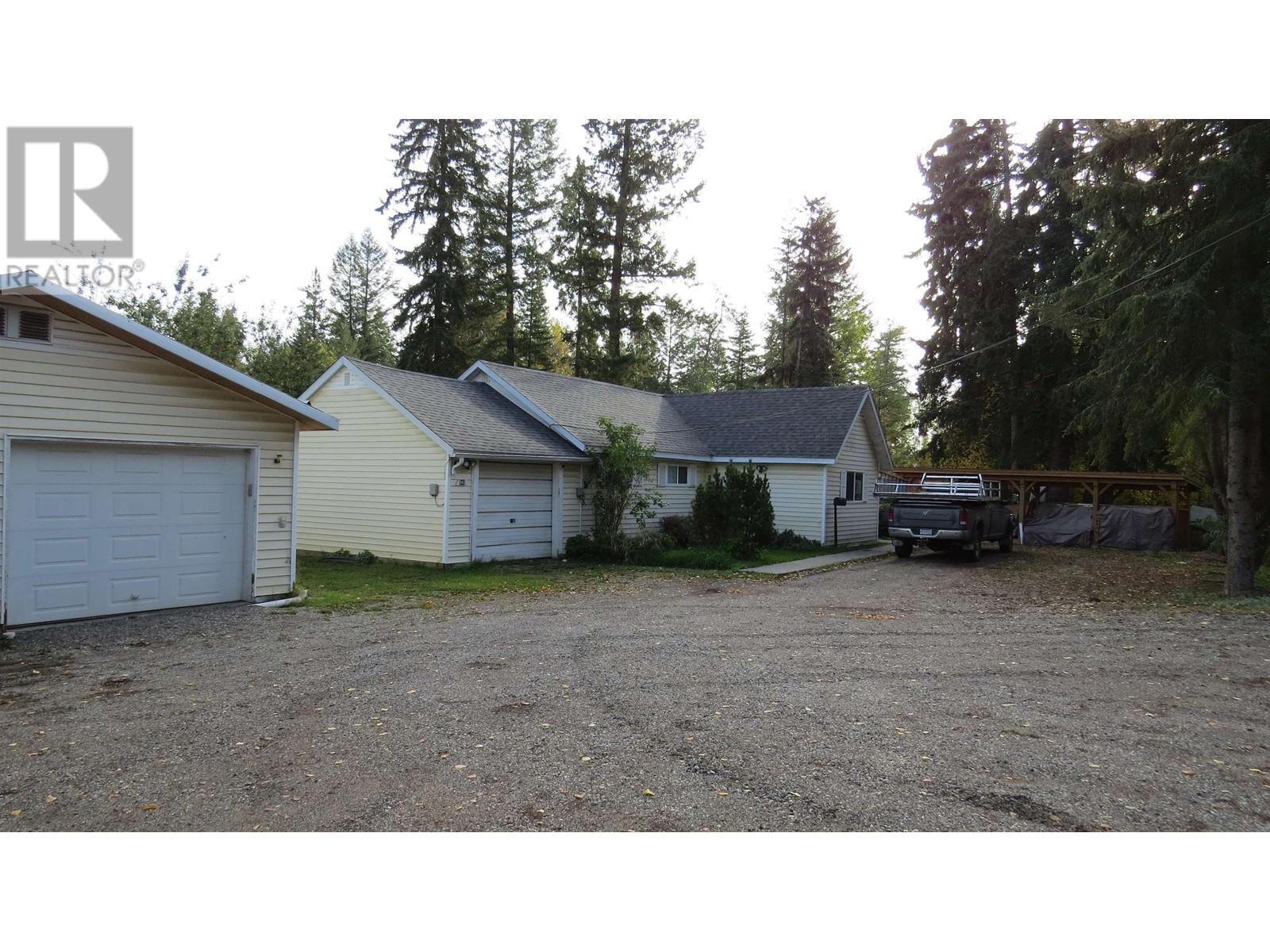 












942 MAPLE DRIVE

,
Quesnel,




British Columbia
V2J5M1

