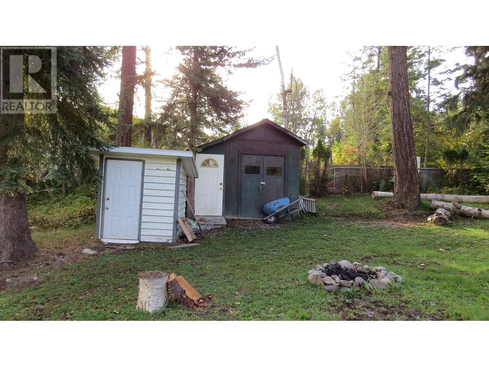 












942 MAPLE DRIVE

,
Quesnel,




British Columbia
V2J5M1

