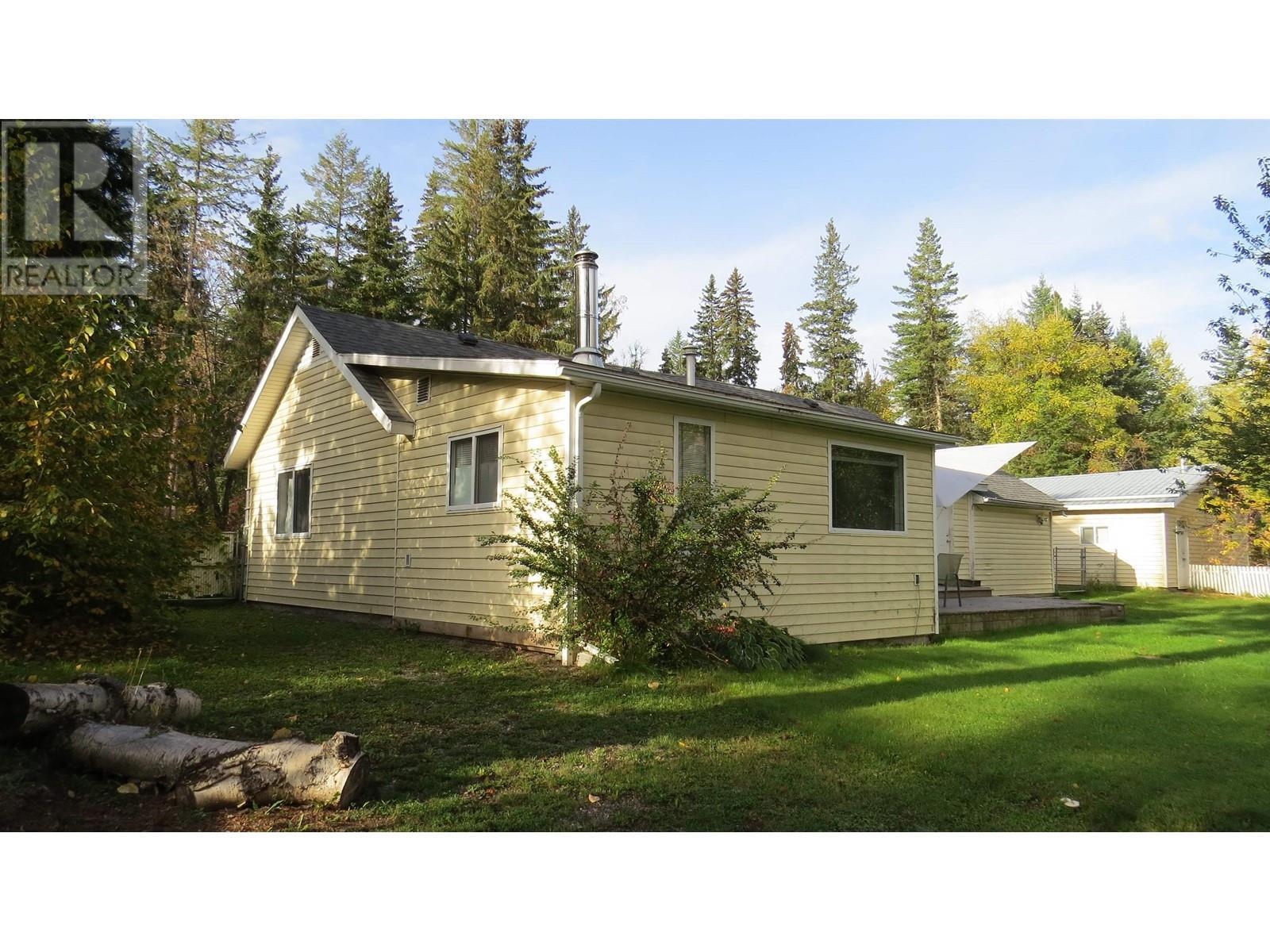 












942 MAPLE DRIVE

,
Quesnel,




British Columbia
V2J5M1

