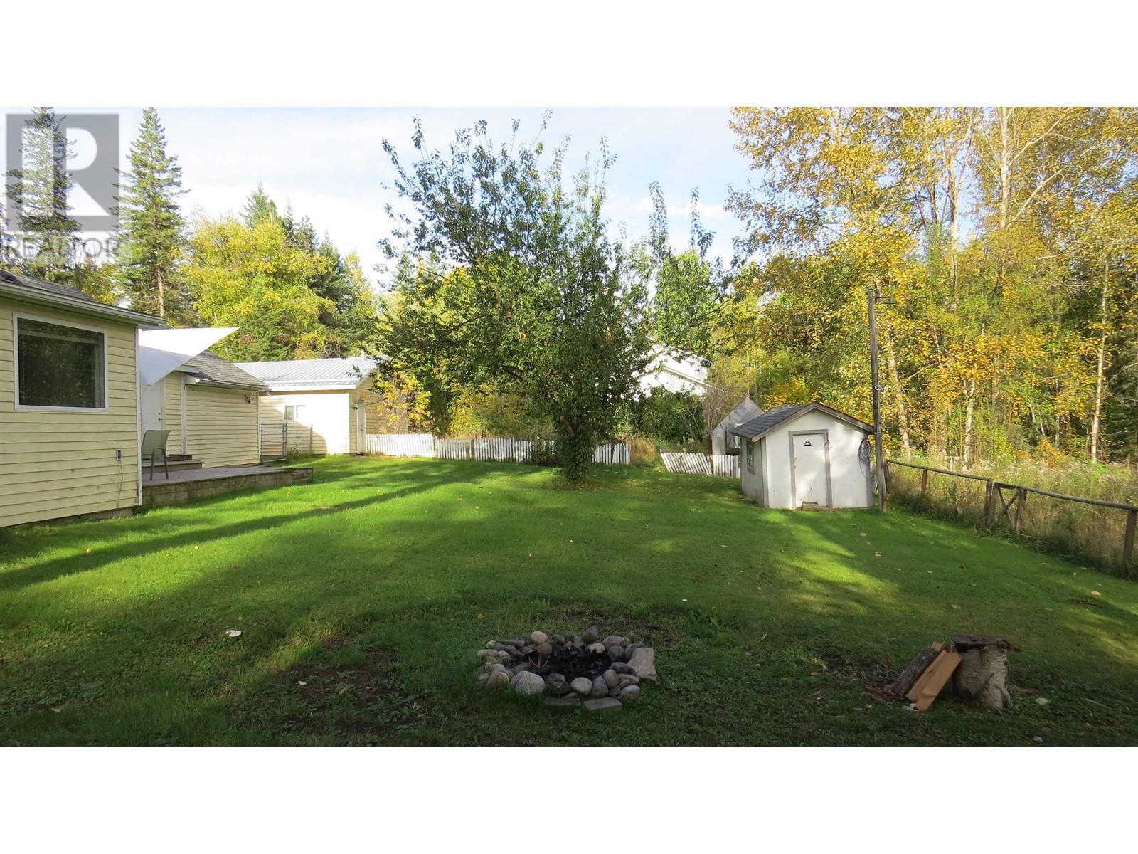 












942 MAPLE DRIVE

,
Quesnel,




British Columbia
V2J5M1


