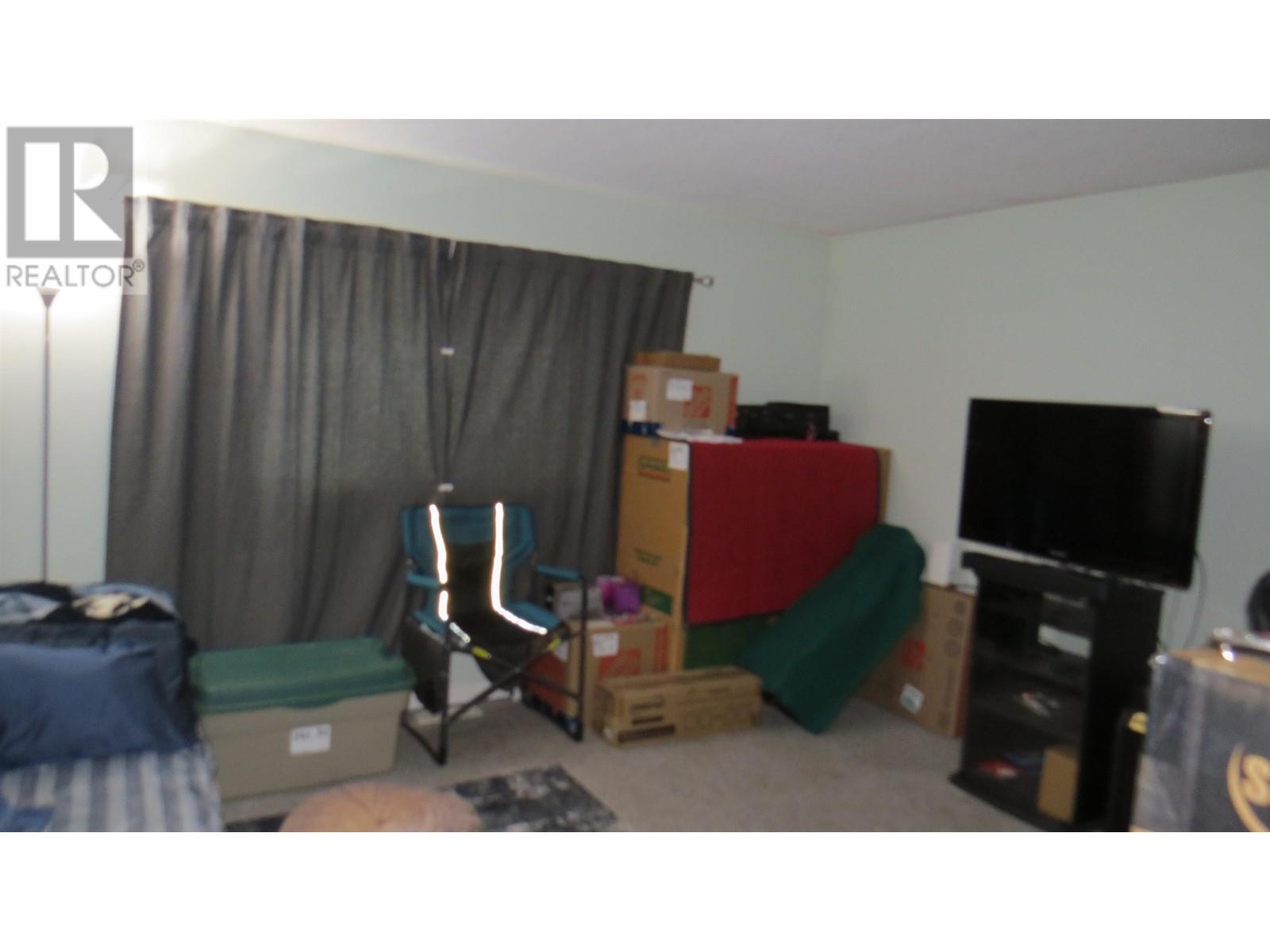 












942 MAPLE DRIVE

,
Quesnel,




British Columbia
V2J5M1

