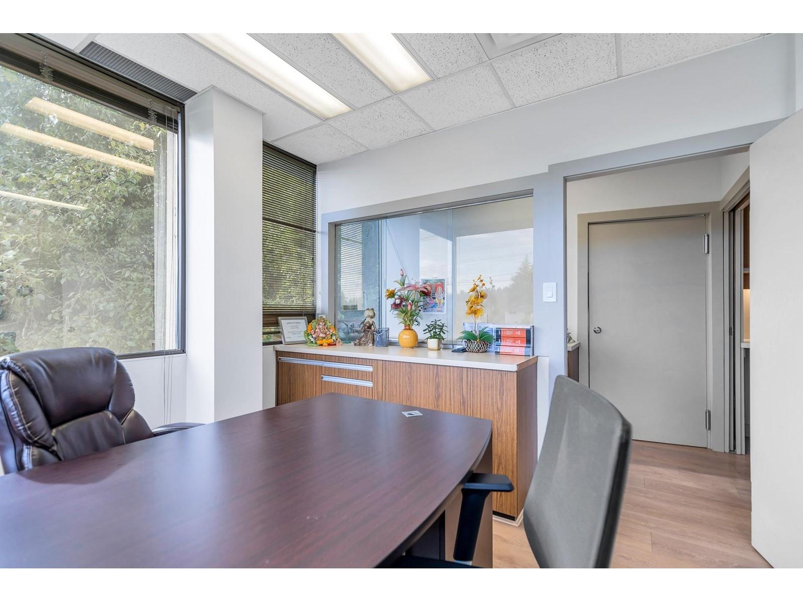 












207 13798 94A AVENUE

,
Surrey,




British Columbia
V3V1N1


